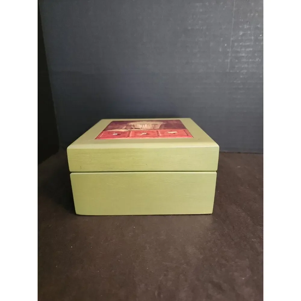 Arnie Fisk Print Tile Top Green Wooden Jewelry/Trinket Box 5.5